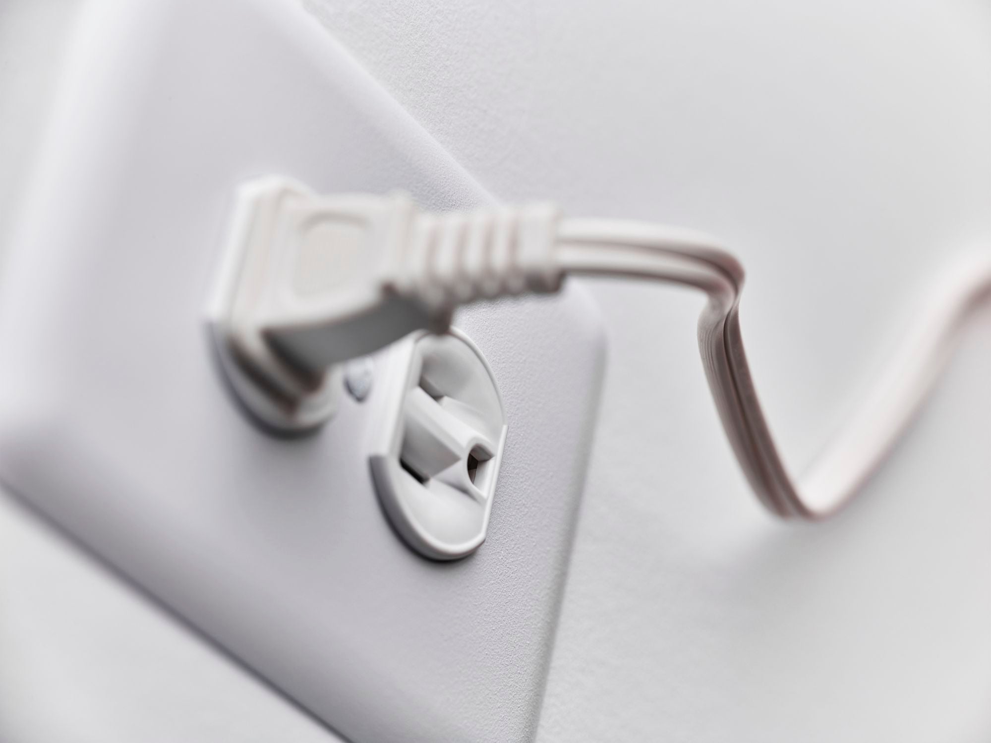 Plugs & Outlets