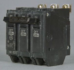 ABB GE Industrial Solutions THQB32040 Circuit Breaker