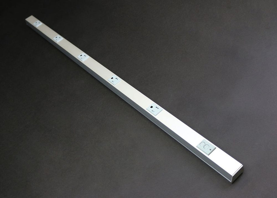 Wiremold S20GB306TRGFI Raceway Multi-Outlet System