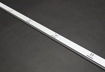 Wiremold WH20GB509TRUSBA Raceway Multi-Outlet System